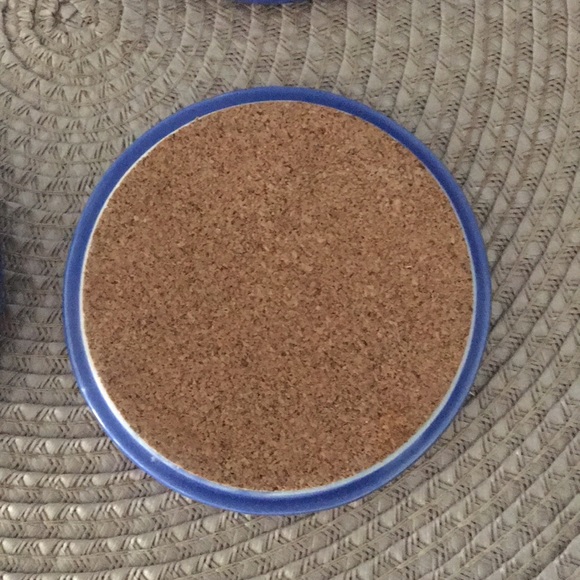 🌻 4 coasters with cork bottoms. - Picture 2 of 2